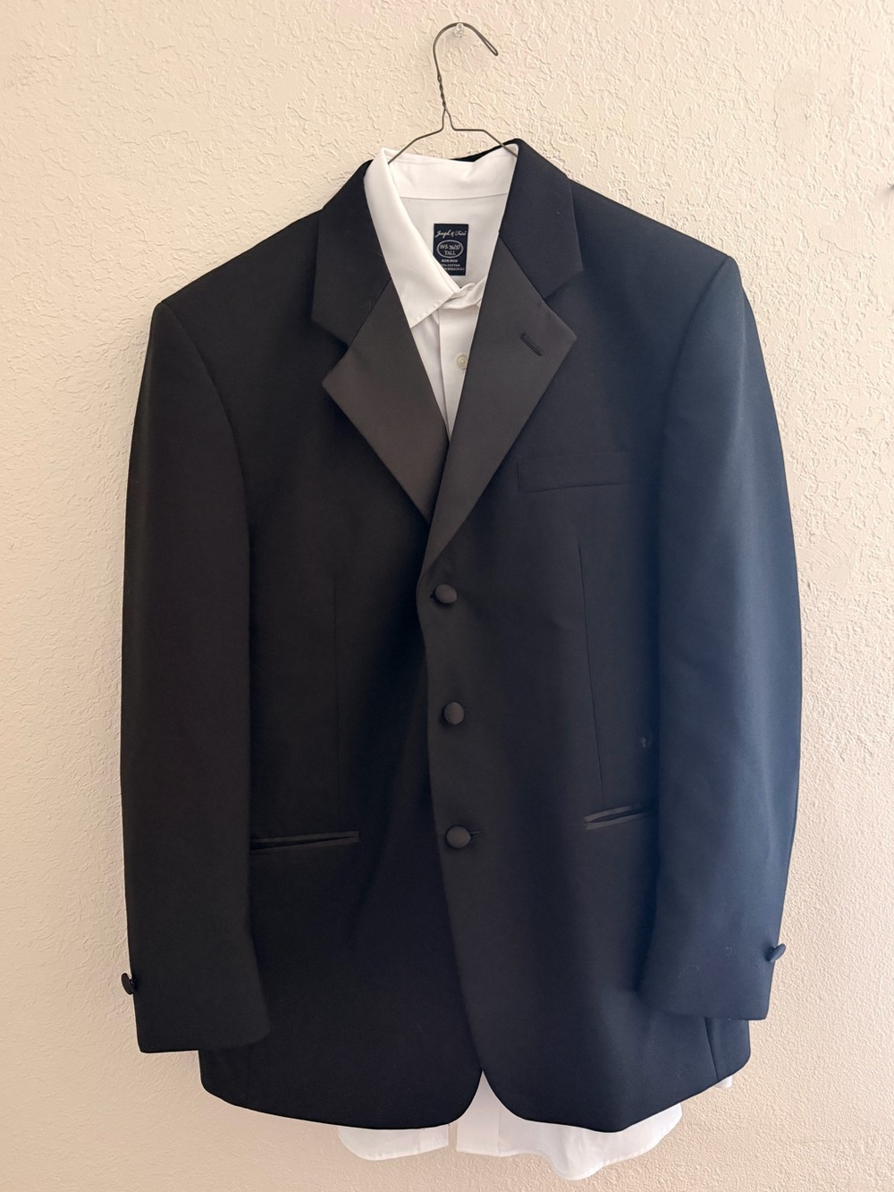 Joseph & Feiss Black Men's Tuxedo Jacket with Peak Lapel